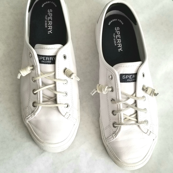 sperry leather tennis shoes
